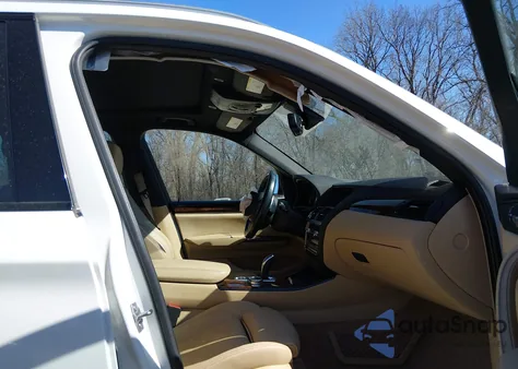 2016 BMW X3 xDrive28I z USA, uszkodzony, nr VIN 5UXWX9C59G0D64737